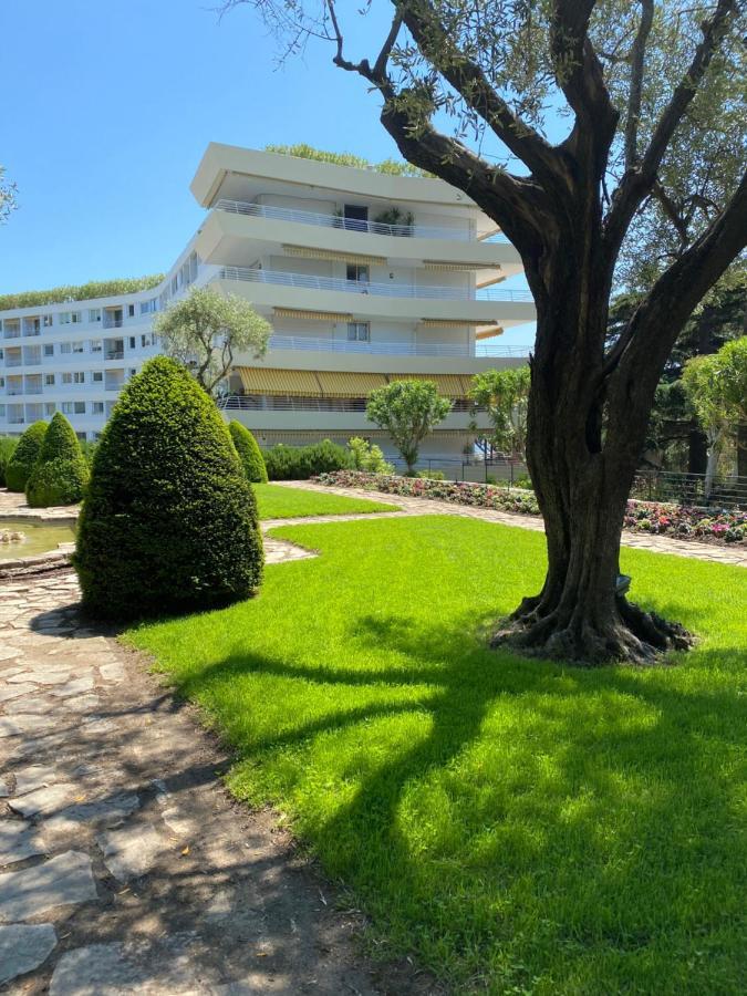 Studio Terrasse - Piscine- Tennis Cannes Bagian luar foto