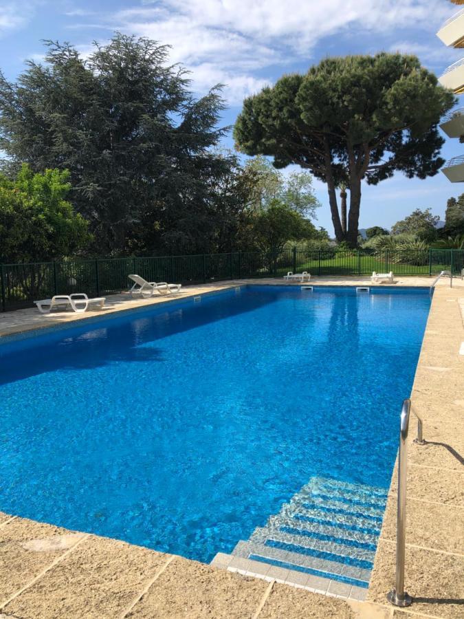 Studio Terrasse - Piscine- Tennis Cannes Bagian luar foto